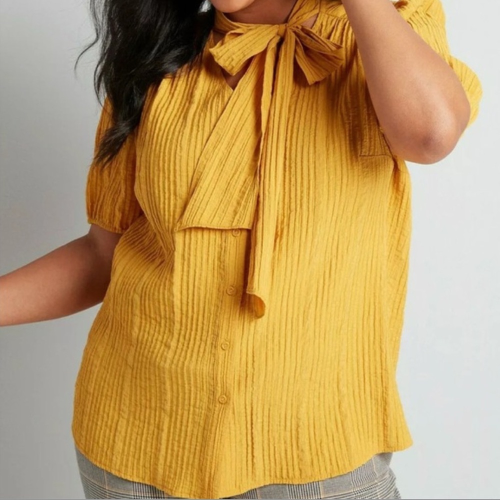 Lane Bryant | EUC Mustard Bow-Tie Blouse - Size 18